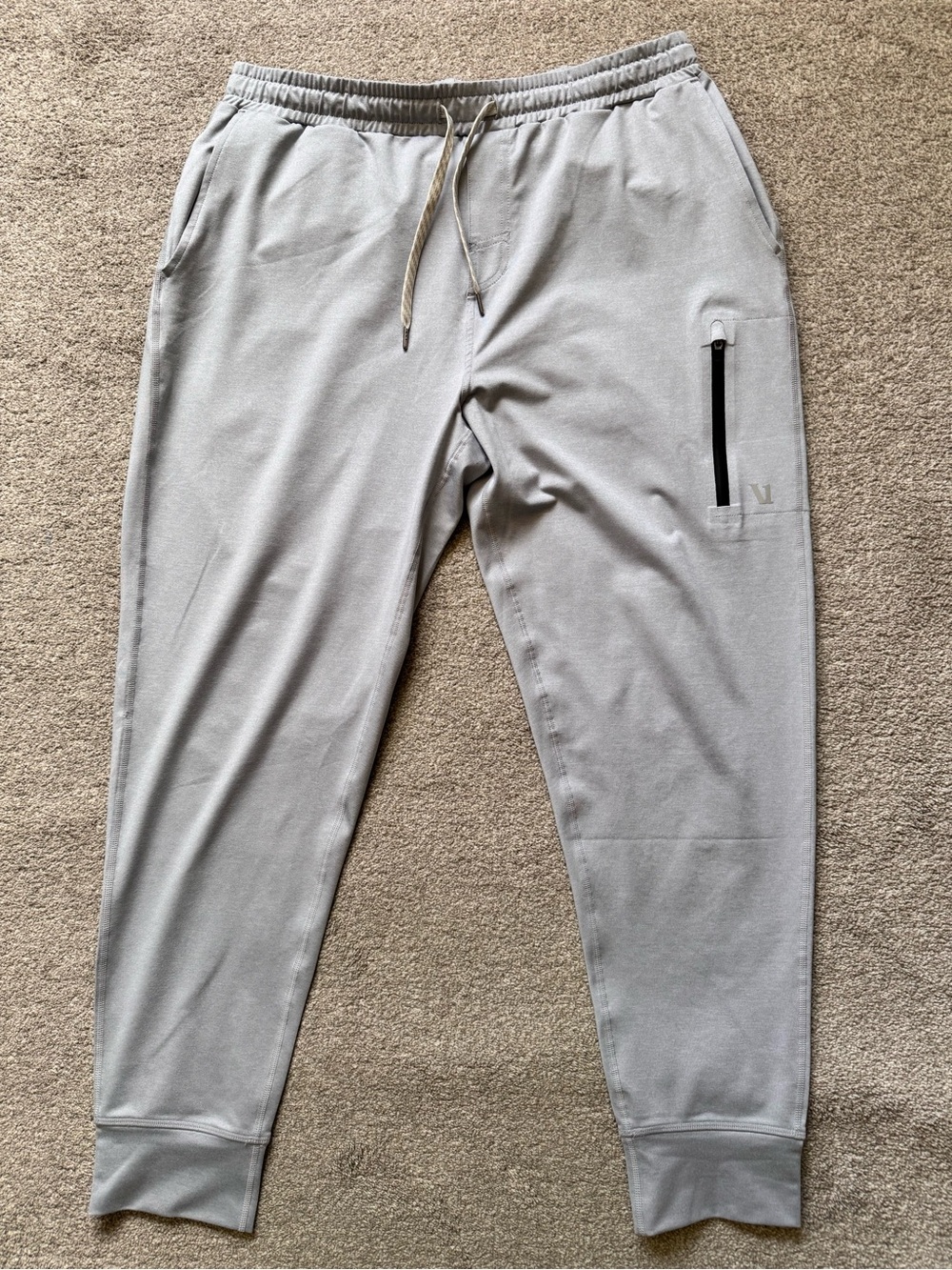 Mens Vuori Sunday Performance Joggers Size Large Like New Light Grey